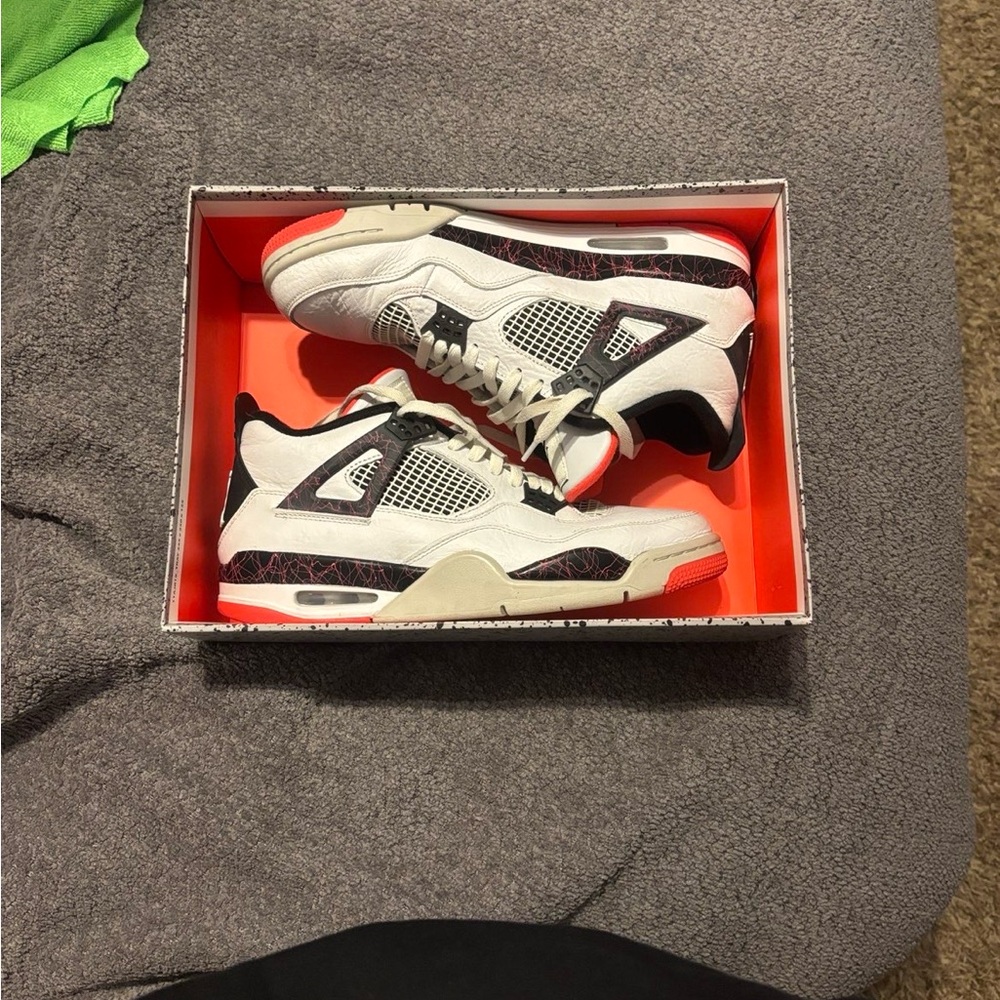 Jordan 4 Retro Flight Nostalgia